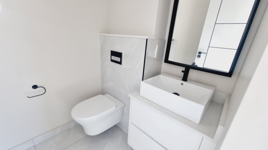 3 Bedroom Property for Sale in Sandown Western Cape